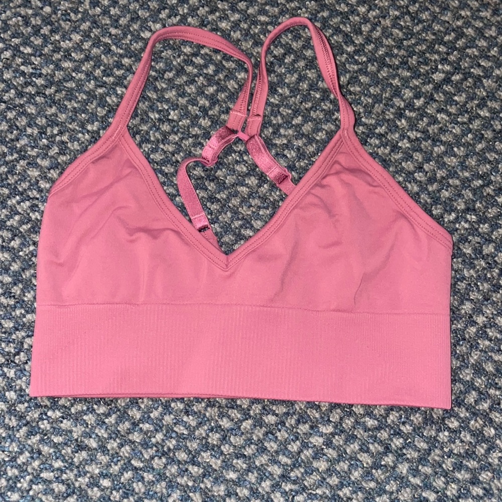 very lightly worn LULULEMON sports bra size 4